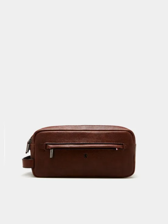 100% leather toiletry bag