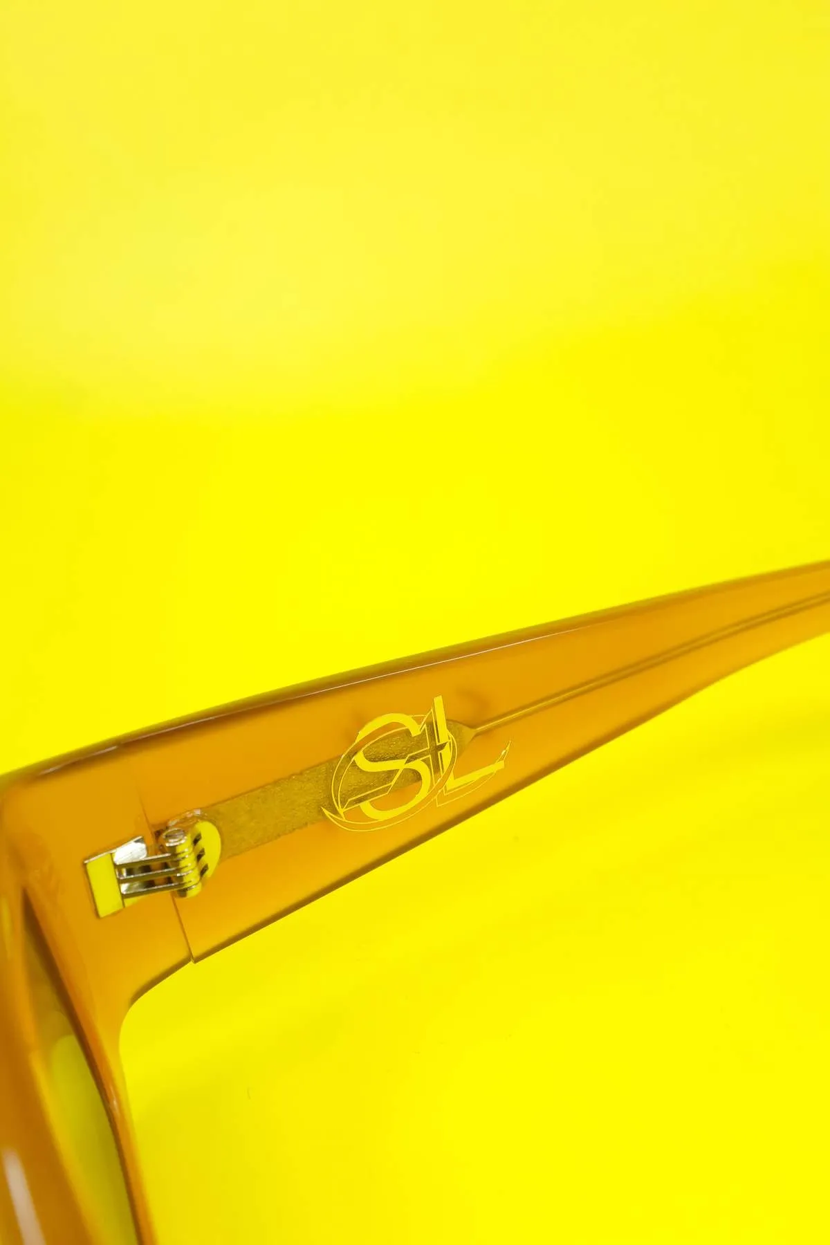 Amber Vega Sunglasses - Yellow