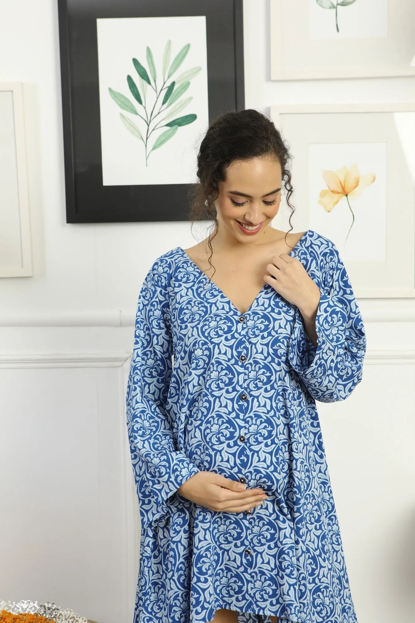 Breezy Intricate Blue Floral Maternity Knee Dress