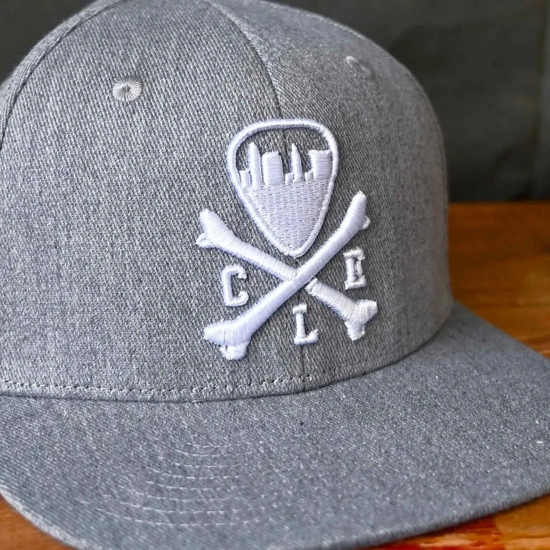 CLE Logo Snapback Hat - Heather Grey-