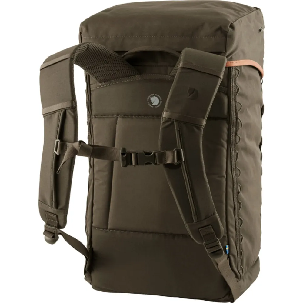 FjallRaven Singi Stubben Robust Backpack - Dark Olive