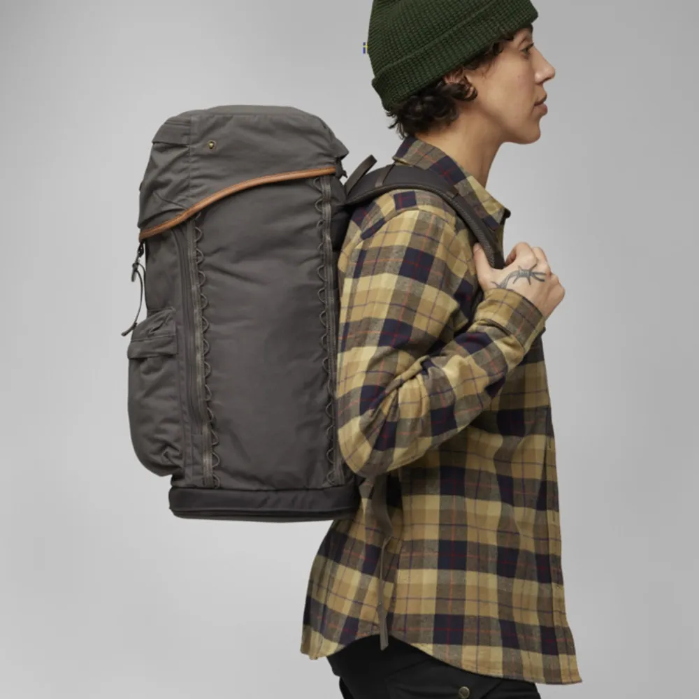 FjallRaven Singi Stubben Robust Backpack - Dark Olive