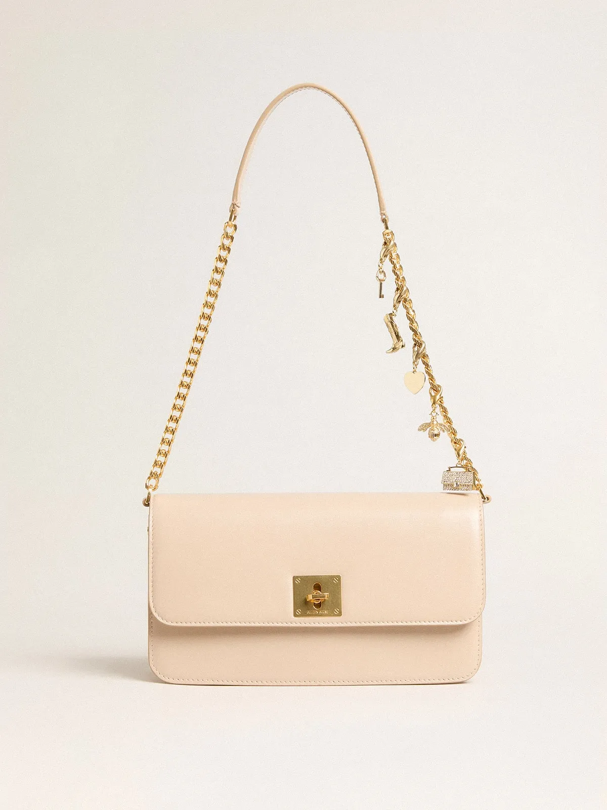 Gioia Bag in pale pink boarded leather with gold details