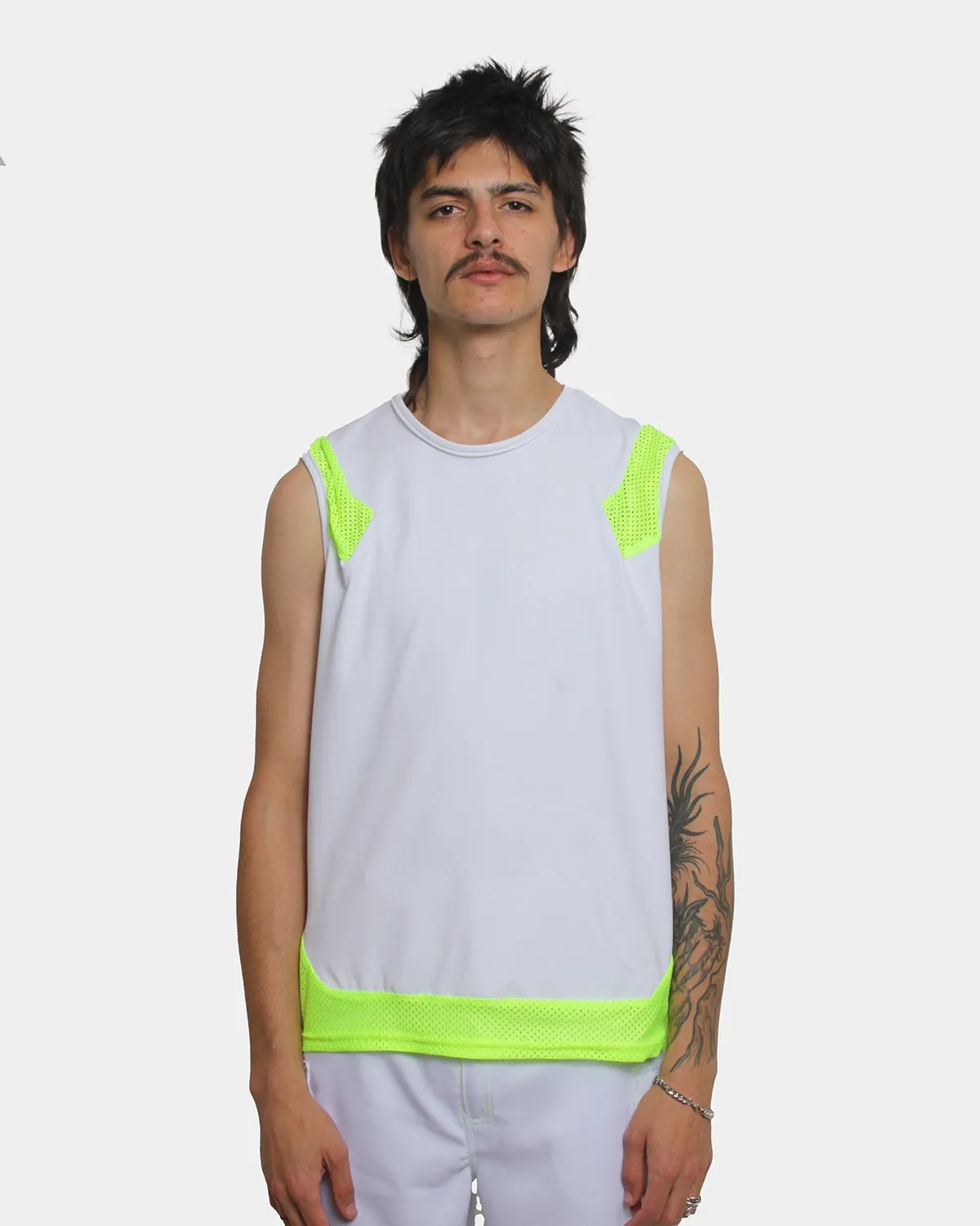 MESHED UP VEST WHITE / YELLOW