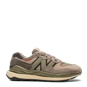 New Balance 57/40 Trainers Mushroom / Sweet Caramel