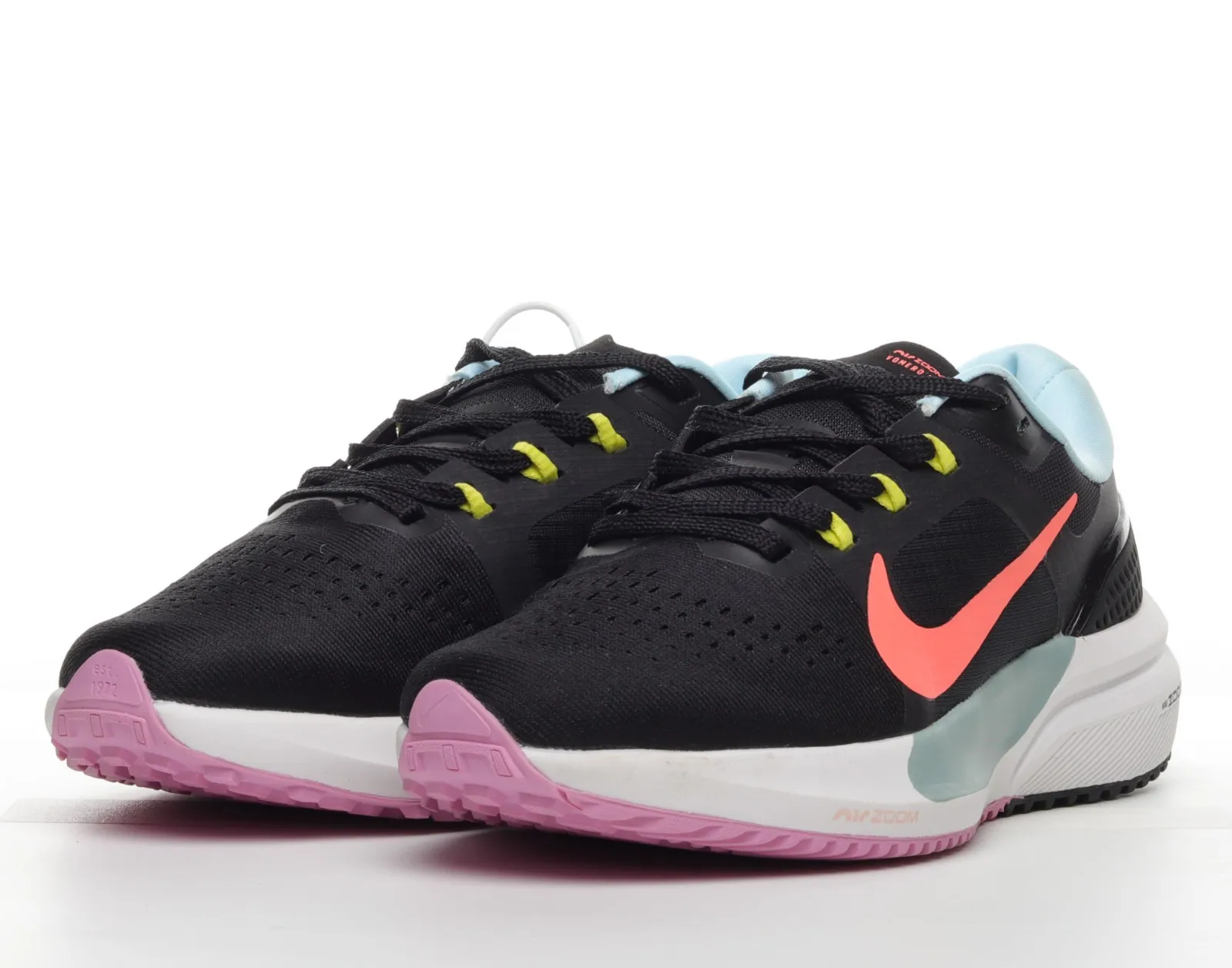 Nike Air Zoom Vomero 15 Black Blue Pink DJ0037-061