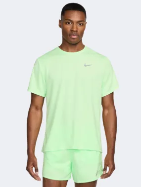 Nike Df Uv Miler Men Running T-Shirt Vapor Green