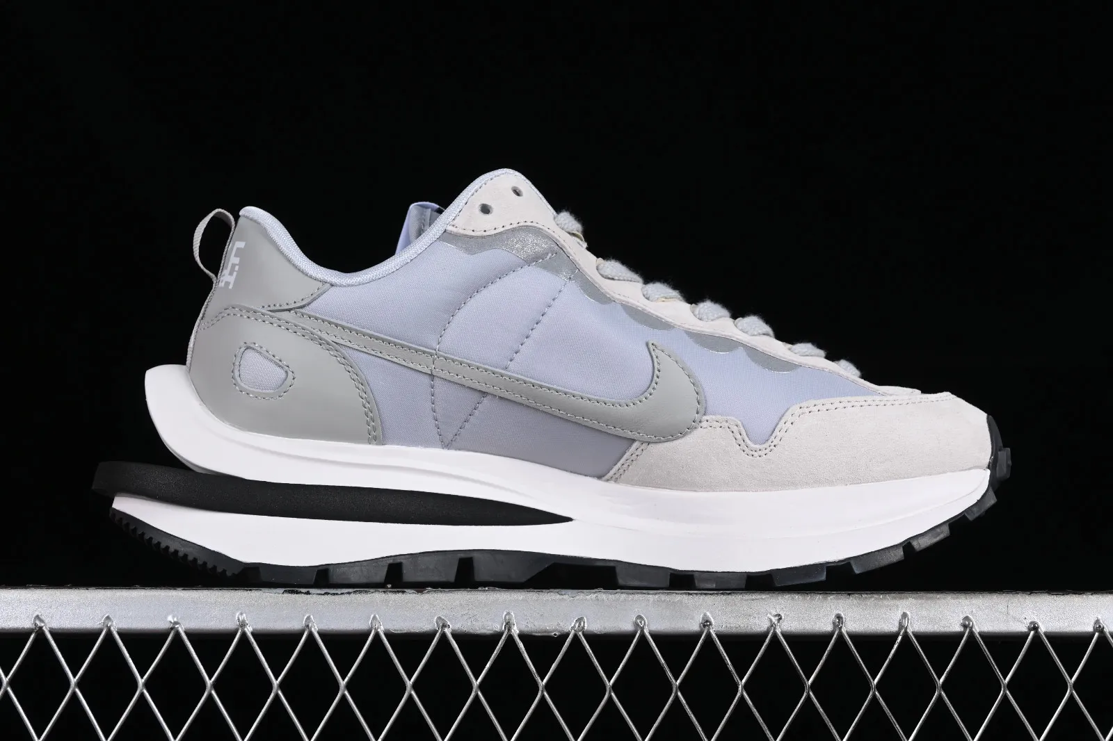 Nike Vapor Waffle Sacai Sail White Grey Black DD1875-108