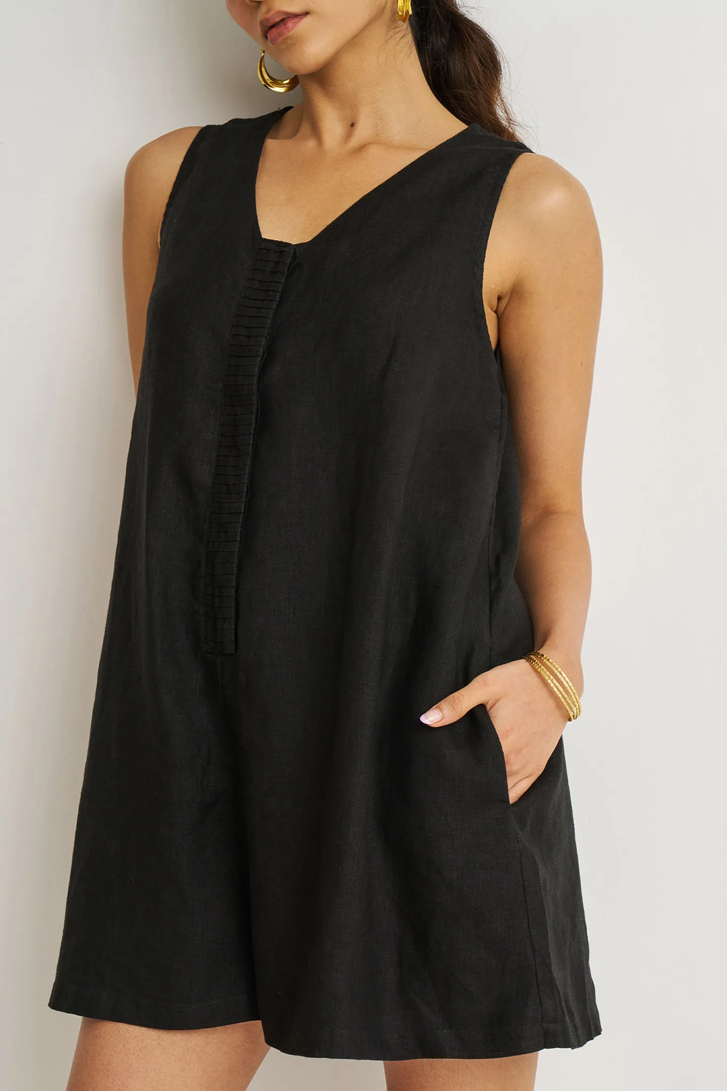 Reistor Romp and Play Romper in Black