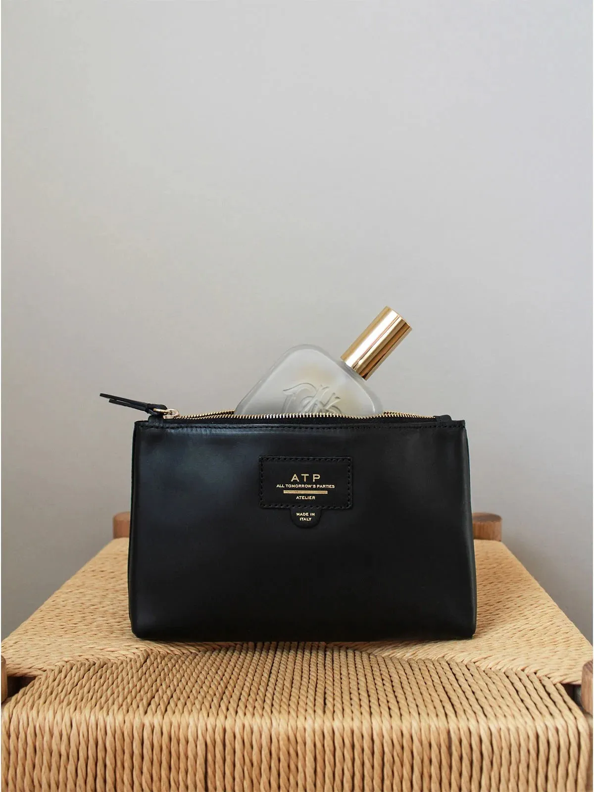 Solaio Hazelnut Leather Beauty Bag