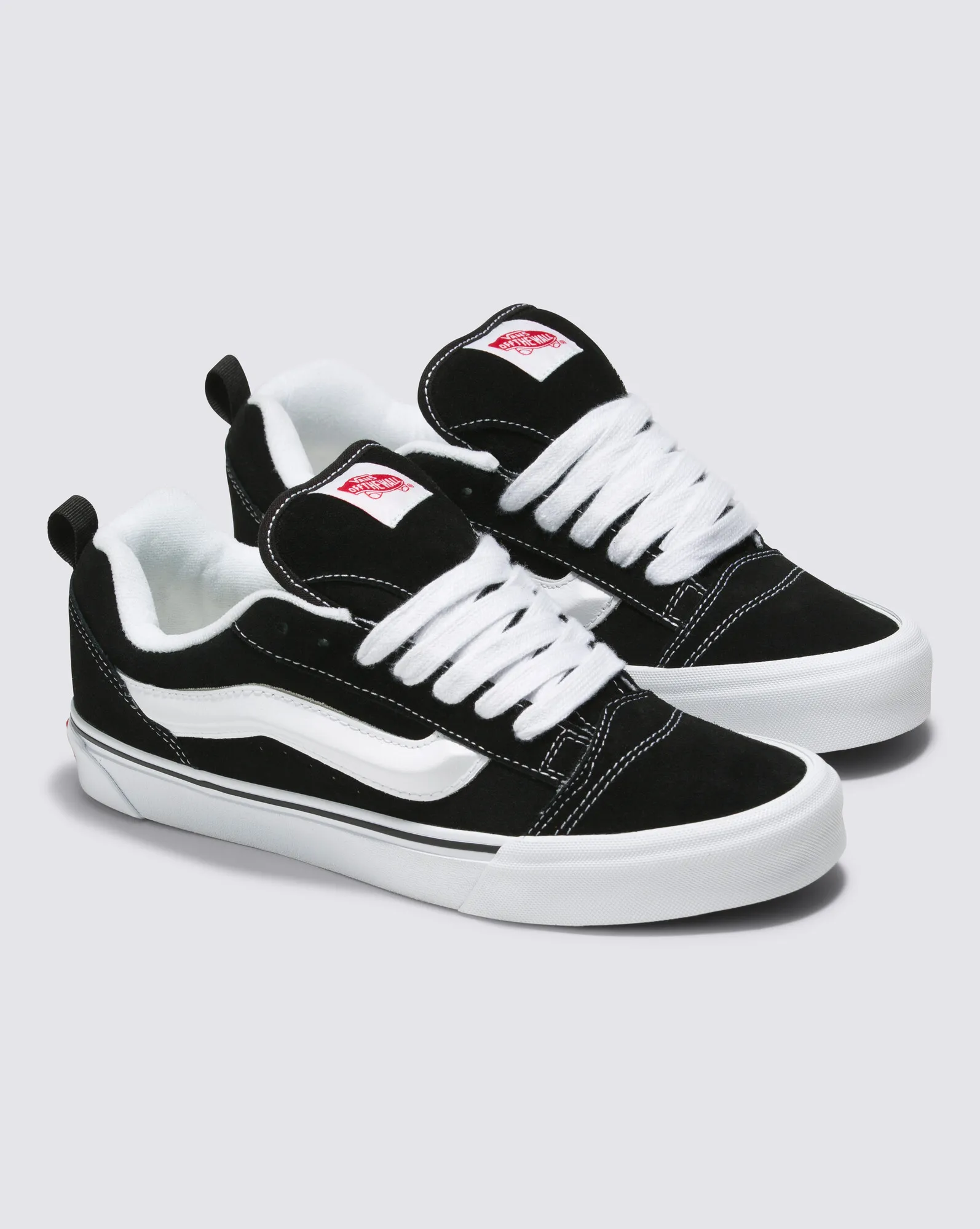 VANS - Men - KNU Skool - Black/White