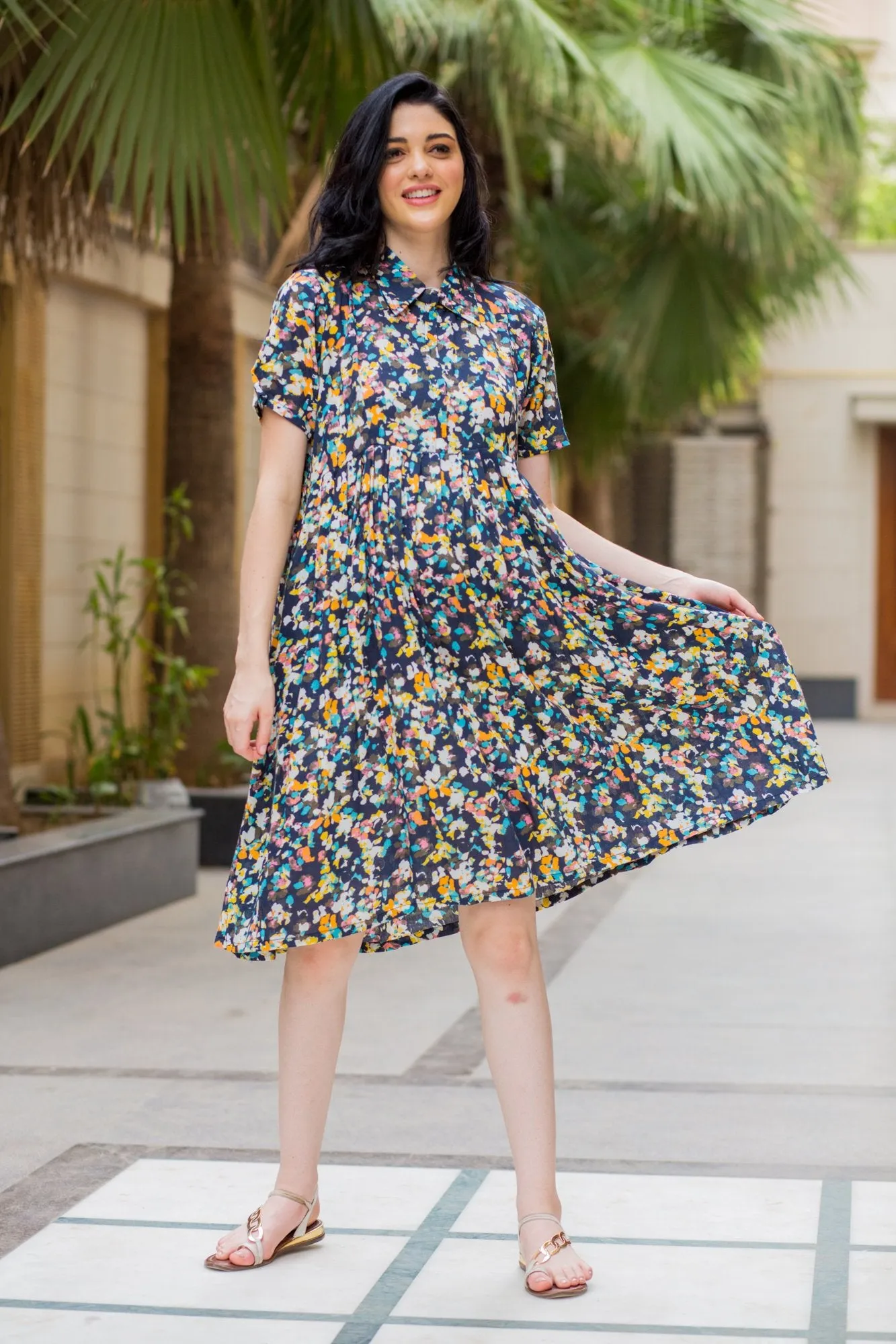 Vivid Sprinkle Maternity & Nursing Collar Dress