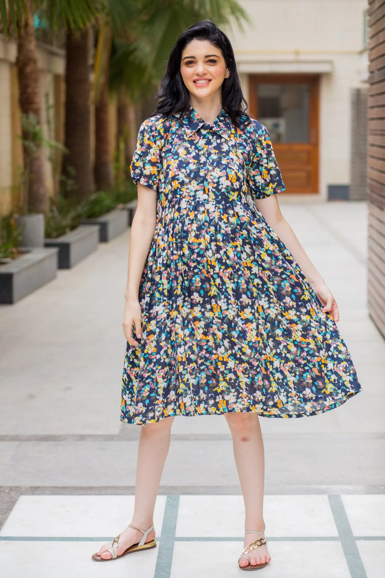 Vivid Sprinkle Maternity & Nursing Collar Dress