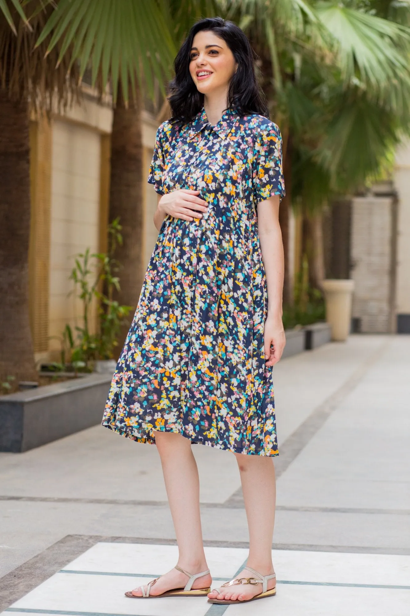 Vivid Sprinkle Maternity & Nursing Collar Dress